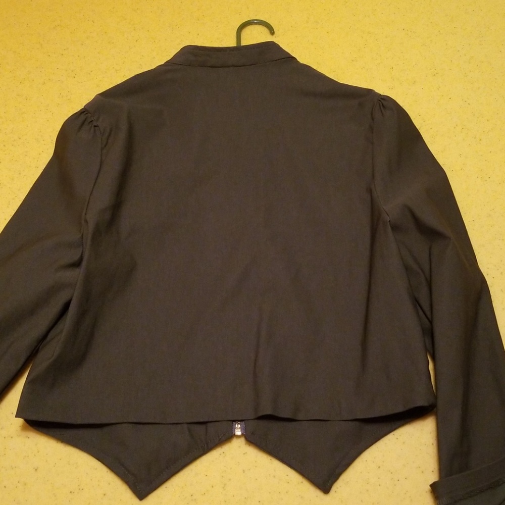Jacket - Picture 3 of 4
